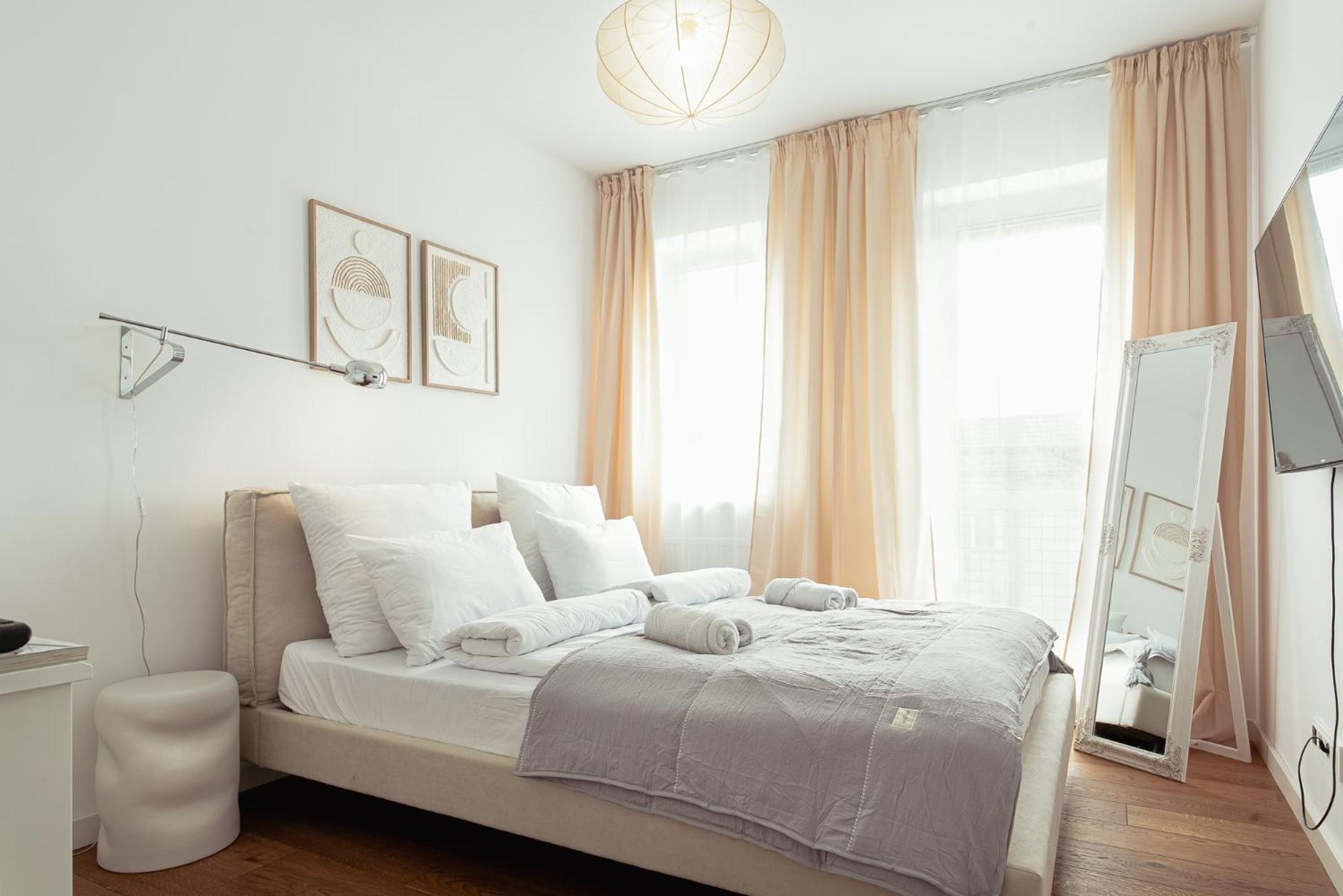 Tuyo Apartments Blue City Warsaw Exterior photo